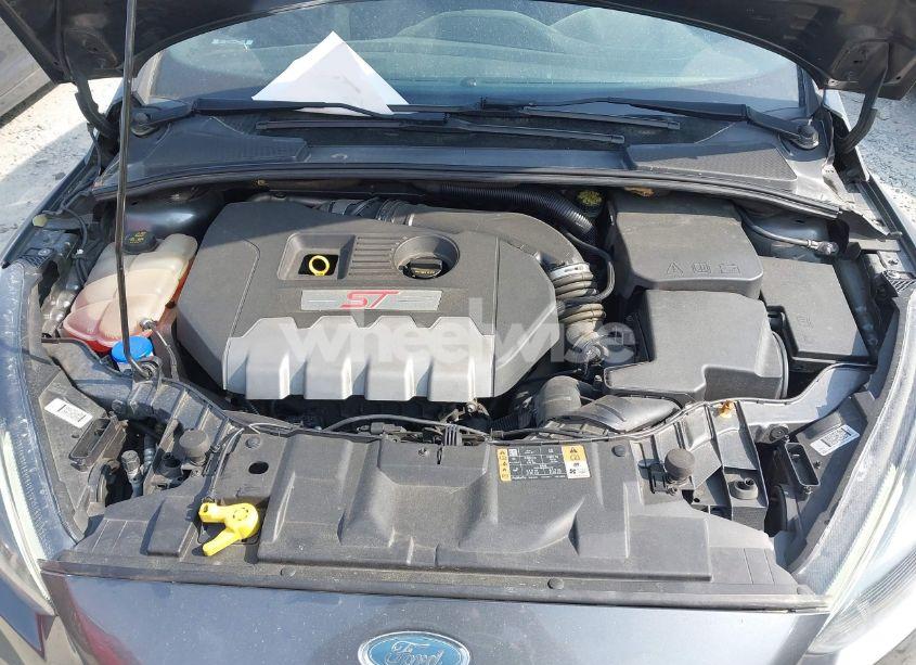 Photo 10 of 2018 Ford Focus ST (VIN 1FADP3L96JL332250)