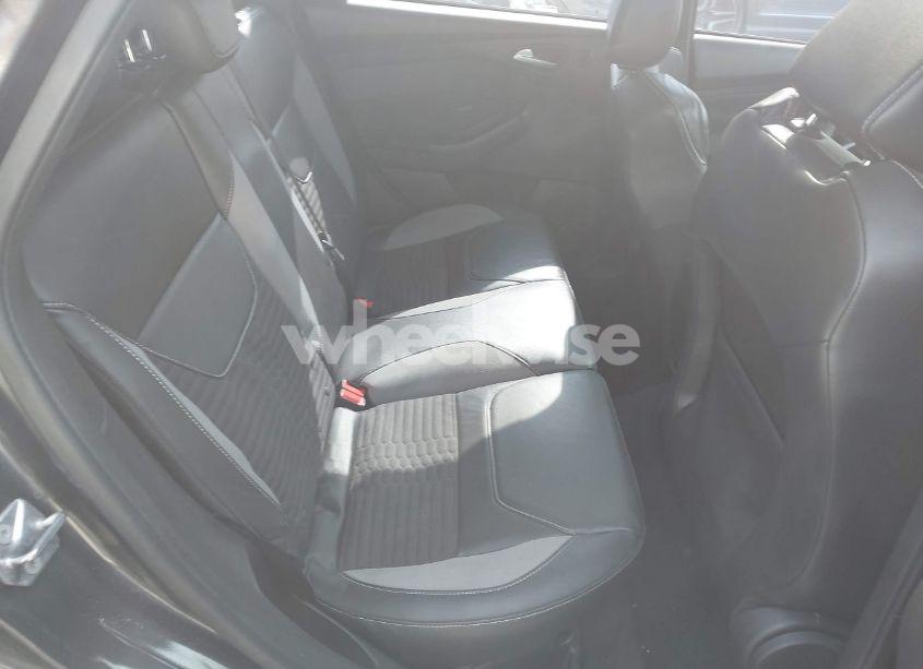 Photo 8 of 2018 Ford Focus ST (VIN 1FADP3L96JL332250)