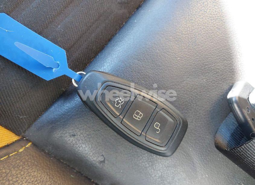 Photo 11 of 2013 Ford Focus ST (VIN 1FADP3L97DL127248)