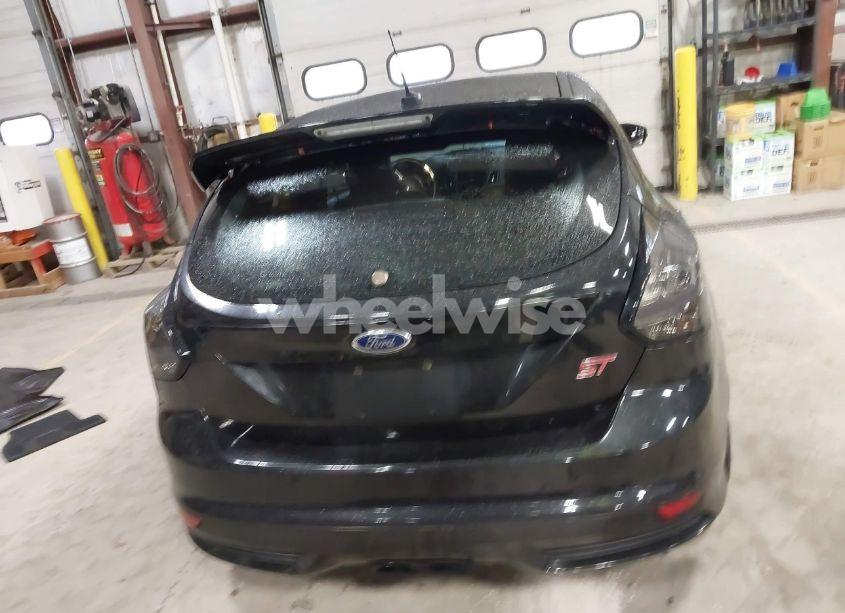 Photo 16 of 2014 Ford Focus ST (VIN 1FADP3L97EL143354)