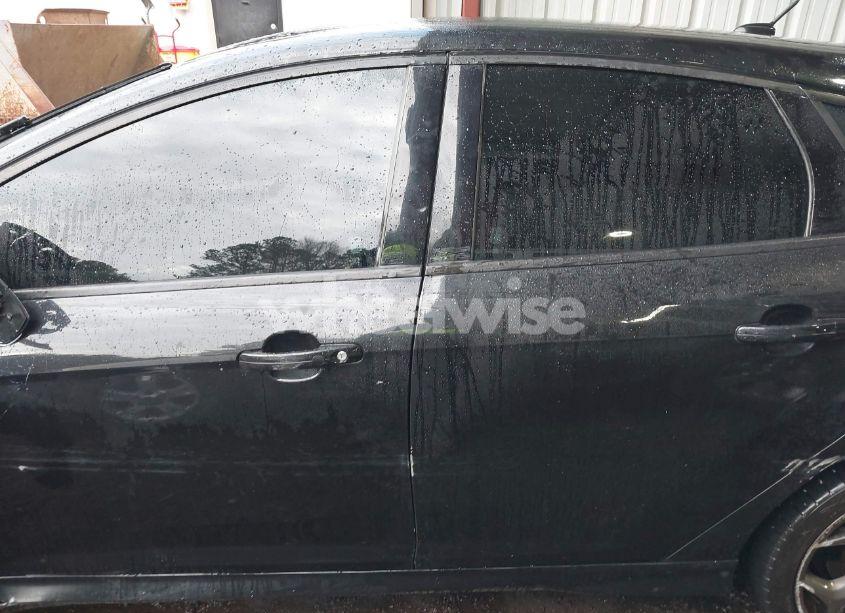 Photo 13 of 2014 Ford Focus ST (VIN 1FADP3L97EL148814)