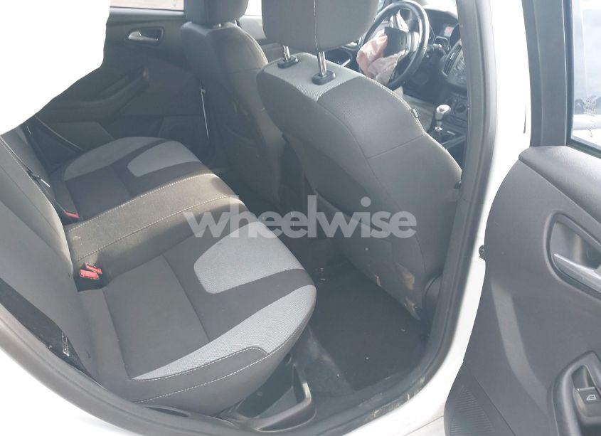 Photo 8 of 2014 Ford Focus ST (VIN 1FADP3L97EL422173)