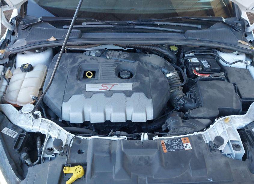 Photo 10 of 2015 Ford Focus ST (VIN 1FADP3L97FL281445)