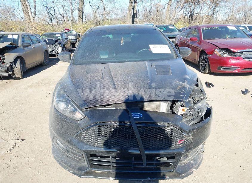Photo 12 of 2016 Ford Focus ST (VIN 1FADP3L97GL203216)
