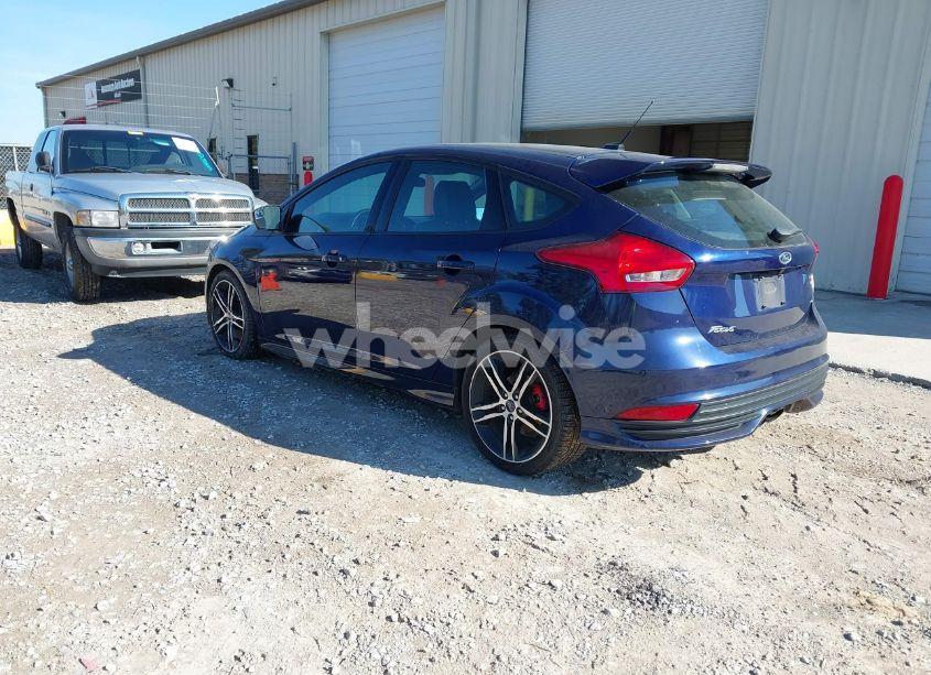 Photo 3 of 2017 Ford Focus ST (VIN 1FADP3L97HL283344)