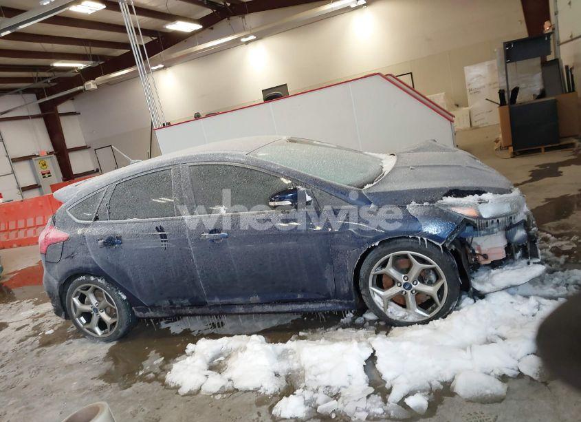 Photo 14 of 2017 Ford Focus ST (VIN 1FADP3L97HL307156)