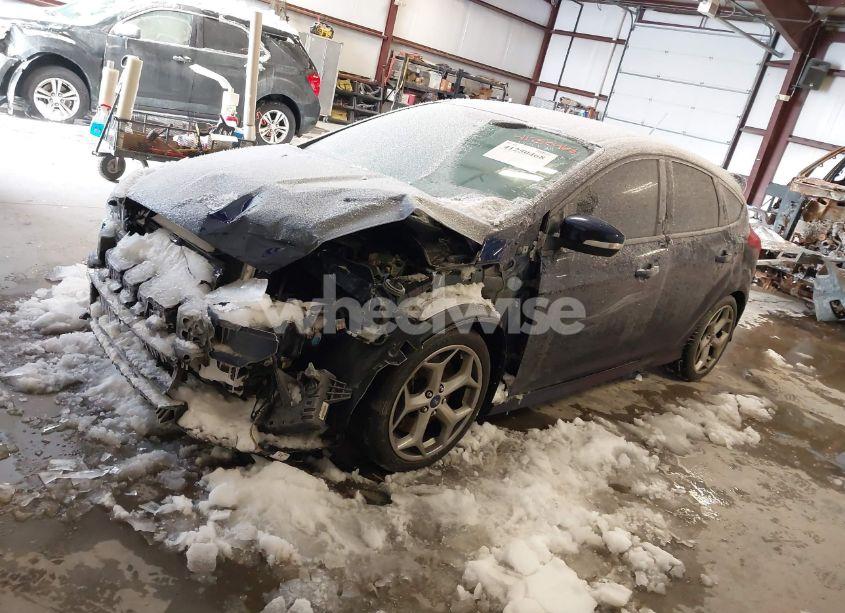 Photo 2 of 2017 Ford Focus ST (VIN 1FADP3L97HL307156)