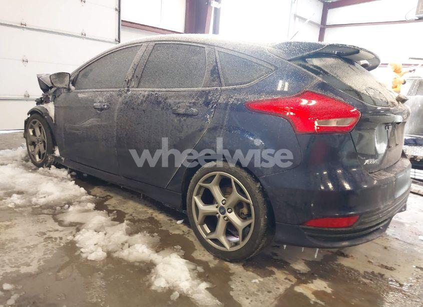 Photo 3 of 2017 Ford Focus ST (VIN 1FADP3L97HL307156)