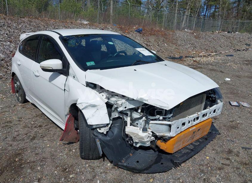 Photo 6 of 2018 Ford Focus ST (VIN 1FADP3L97JL260068)