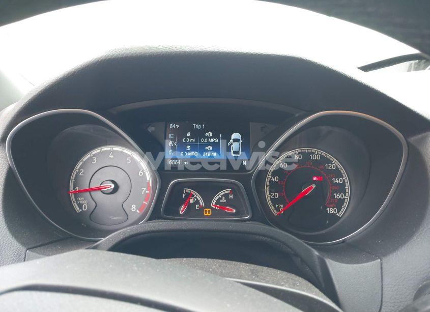 Photo 7 of 2018 Ford Focus ST (VIN 1FADP3L97JL299632)