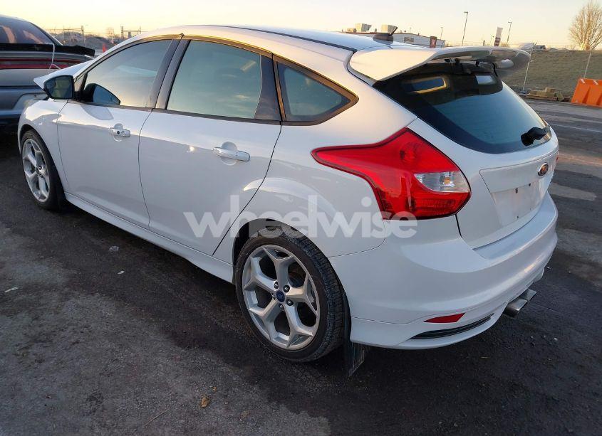 Photo 3 of 2013 Ford Focus ST (VIN 1FADP3L98DL170058)