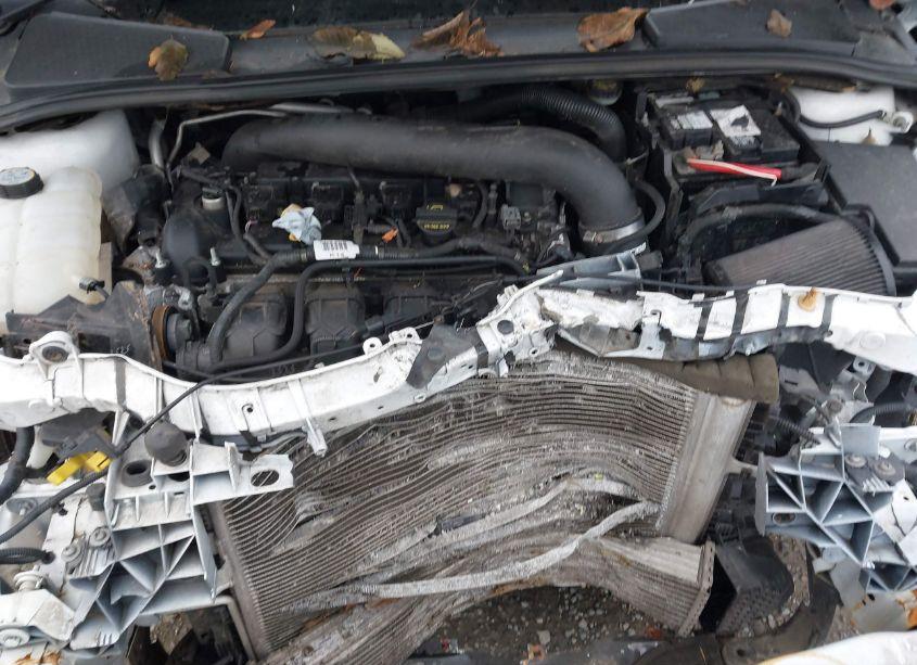 Photo 10 of 2013 Ford Focus (VIN 1FADP3L98DL314045)