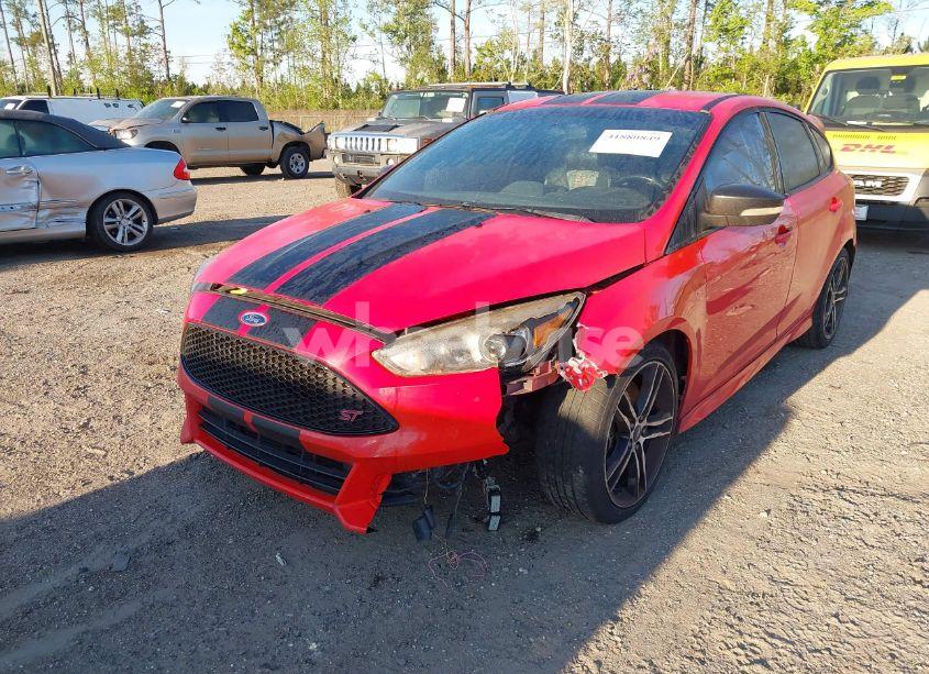 Photo 6 of 2015 Ford Focus ST (VIN 1FADP3L98FL207998)