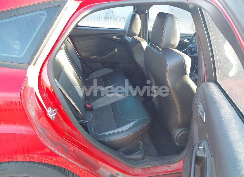 Photo 8 of 2015 Ford Focus ST (VIN 1FADP3L98FL207998)