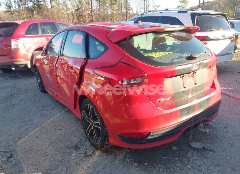 Photo 3 of 2015 Ford Focus ST (VIN 1FADP3L98FL238958)