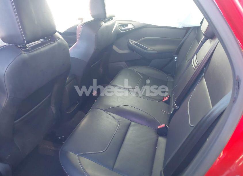 Photo 8 of 2015 Ford Focus ST (VIN 1FADP3L98FL238958)