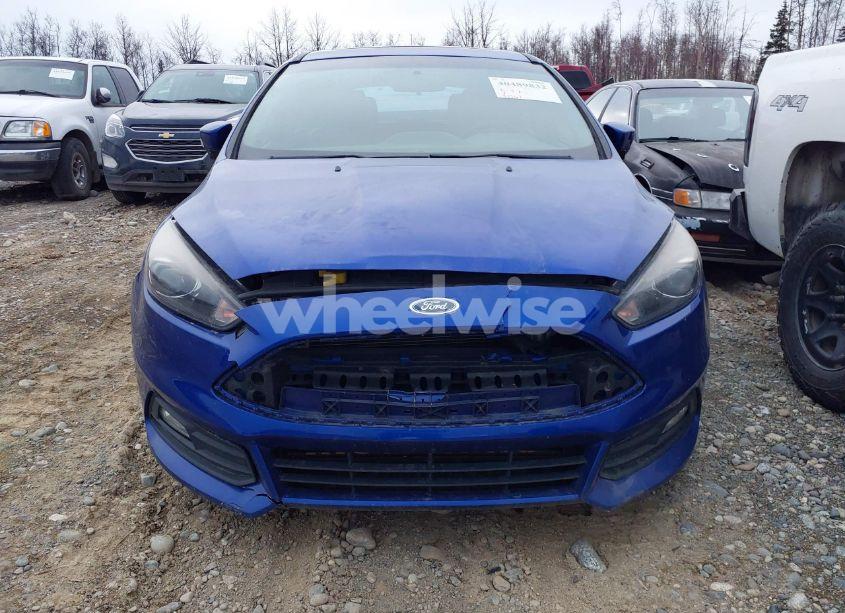 Photo 13 of 2015 Ford Focus ST (VIN 1FADP3L98FL321600)