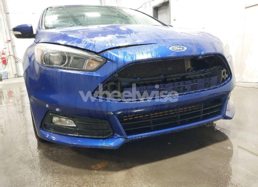 Photo 6 of 2015 Ford Focus ST (VIN 1FADP3L98FL321600)