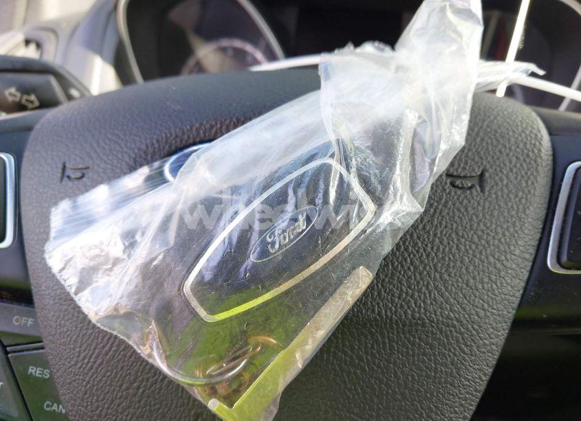 Photo 11 of 2016 Ford Focus ST (VIN 1FADP3L98GL296781)