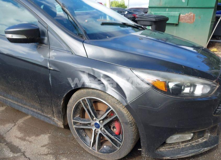 Photo 6 of 2016 Ford Focus ST (VIN 1FADP3L98GL296781)