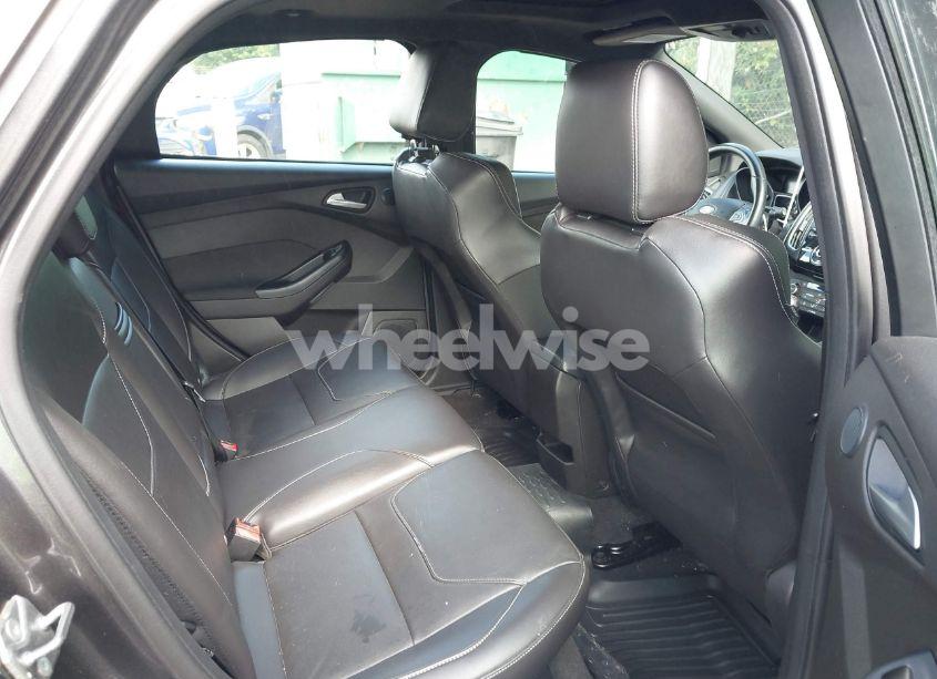 Photo 8 of 2016 Ford Focus ST (VIN 1FADP3L98GL296781)