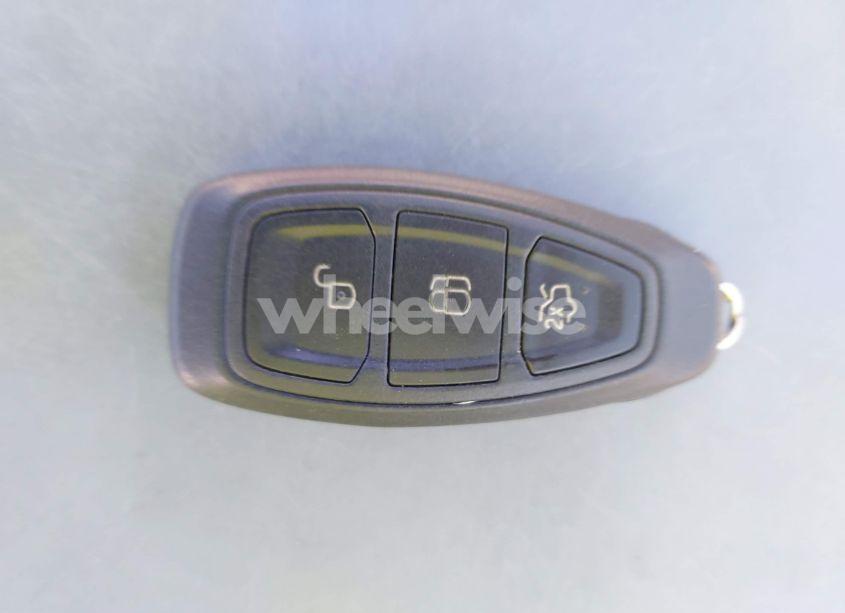 Photo 11 of 2016 Ford Focus ST (VIN 1FADP3L98GL324837)