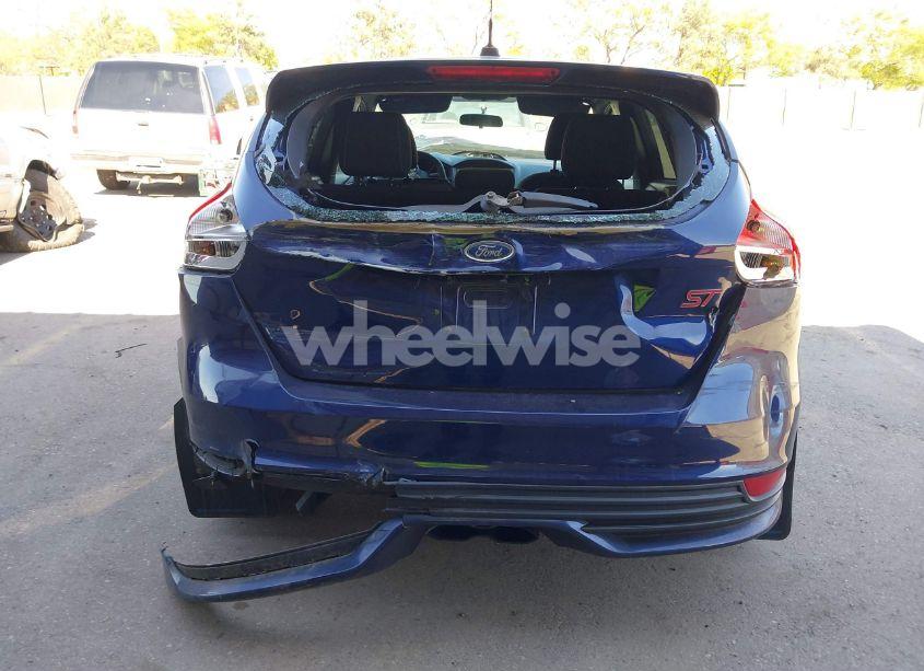 Photo 16 of 2016 Ford Focus ST (VIN 1FADP3L98GL324837)