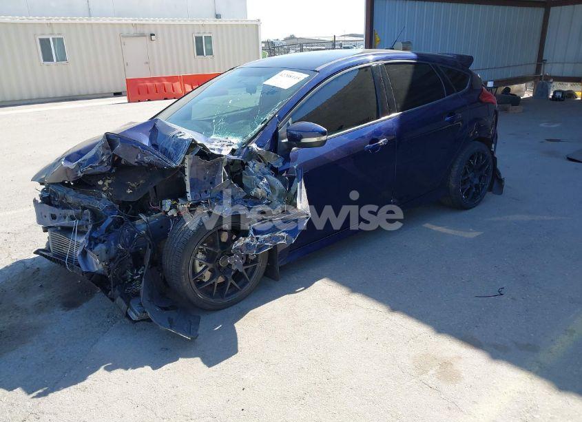 Photo 2 of 2016 Ford Focus ST (VIN 1FADP3L98GL324837)