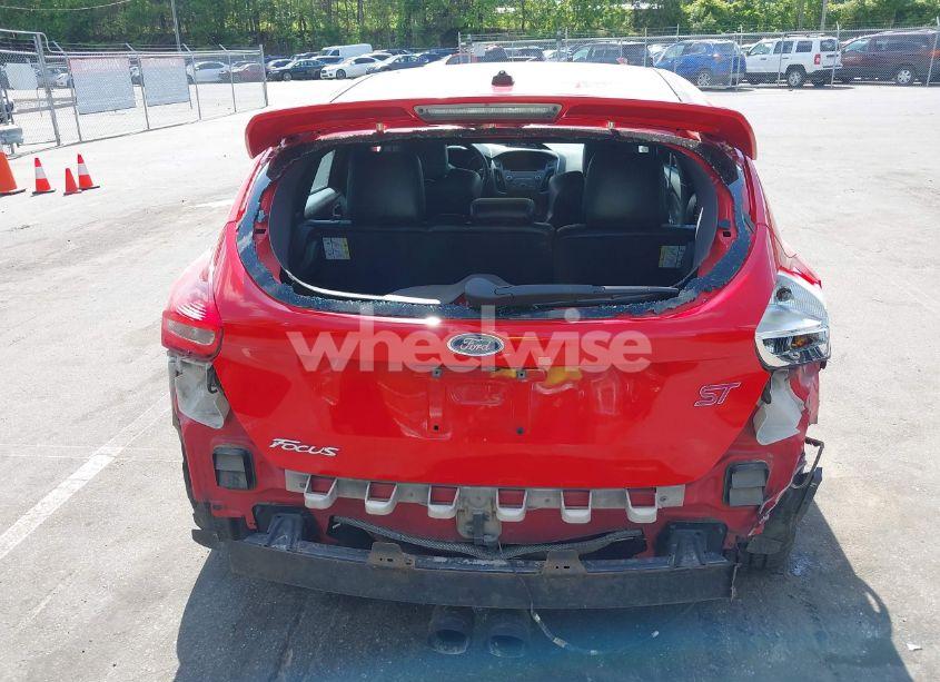 Photo 17 of 2016 Ford Focus ST (VIN 1FADP3L98GL357272)