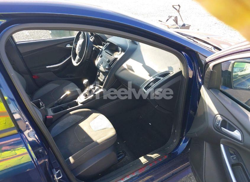 Photo 5 of 2017 Ford Focus ST (VIN 1FADP3L98HL230765)