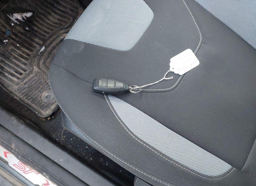 Photo 11 of 2017 Ford Focus ST (VIN 1FADP3L98HL269632)