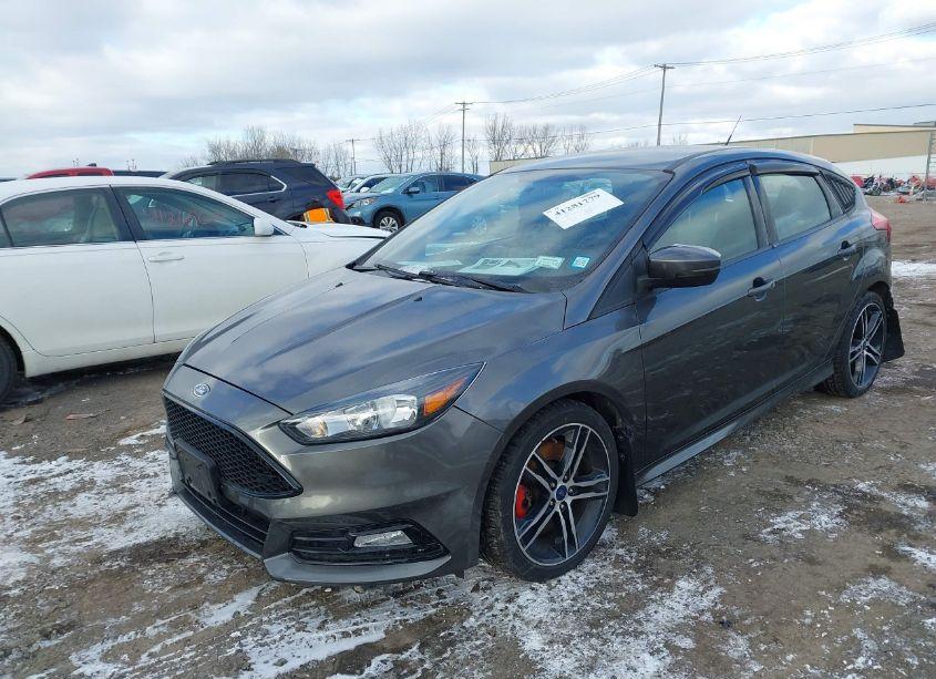 Photo 2 of 2017 Ford Focus ST (VIN 1FADP3L98HL269632)
