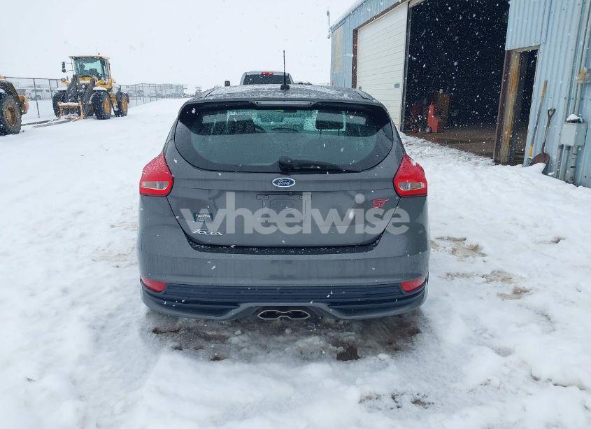 Photo 16 of 2017 Ford Focus ST (VIN 1FADP3L98HL303455)