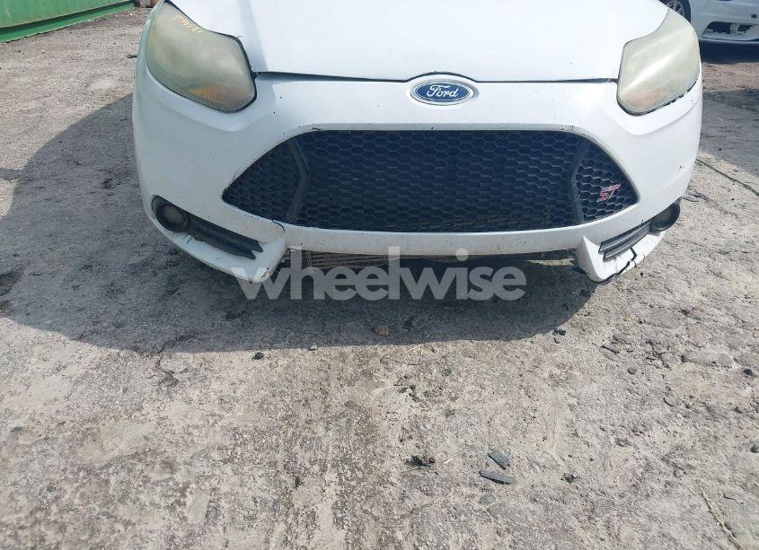 Photo 6 of 2014 Ford Focus ST (VIN 1FADP3L99EL311771)