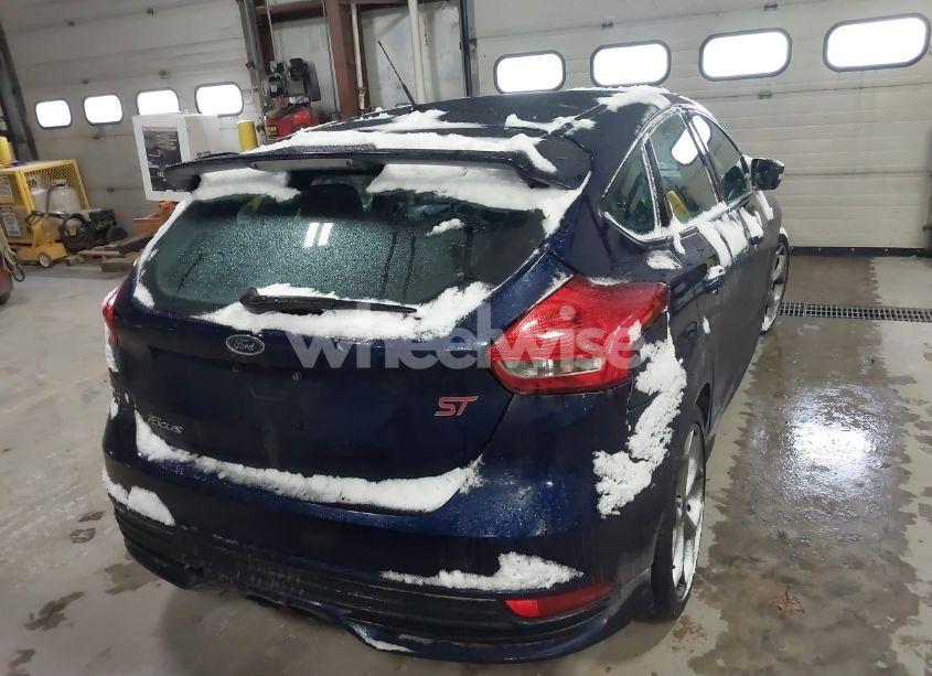 Photo 16 of 2016 Ford Focus ST (VIN 1FADP3L99GL383010)