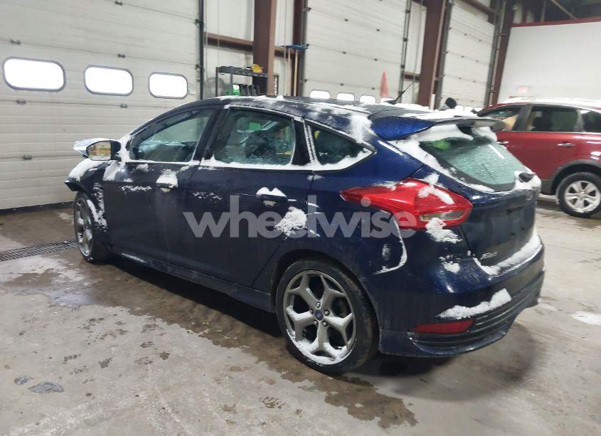 Photo 3 of 2016 Ford Focus ST (VIN 1FADP3L99GL383010)