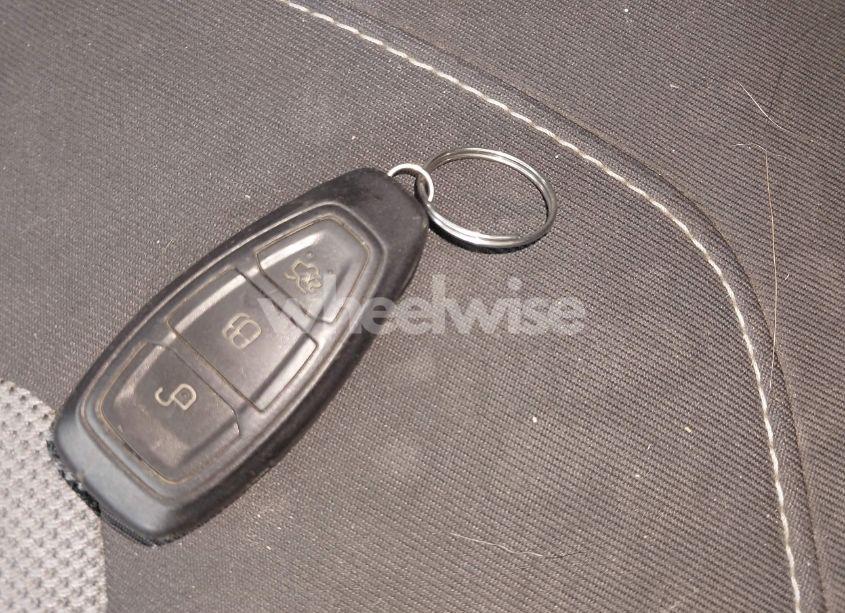 Photo 11 of 2018 Ford Focus ST (VIN 1FADP3L99JL243272)