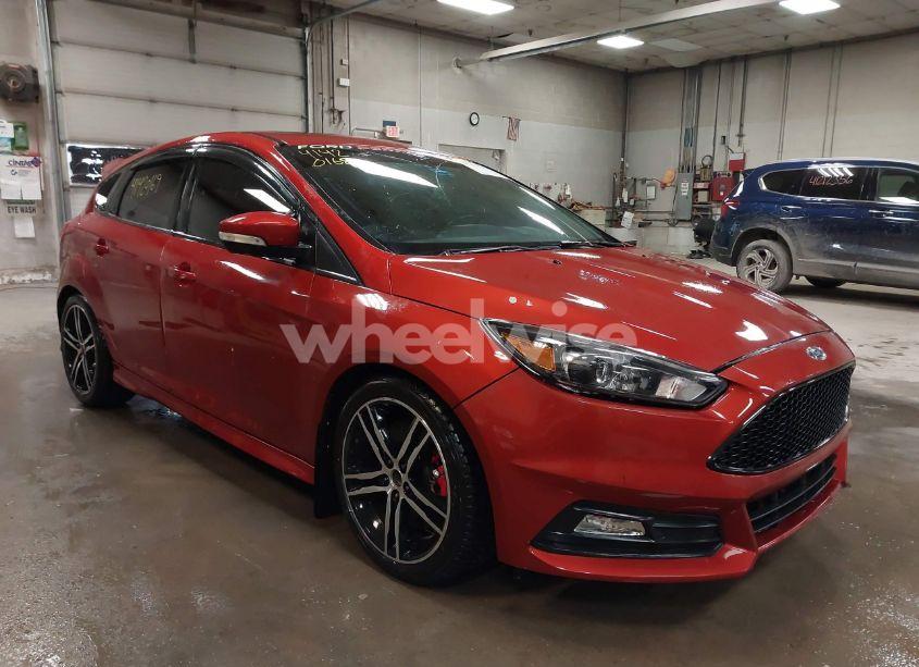 2018 Ford Focus ST (VIN 1FADP3L99JL306466) main photo