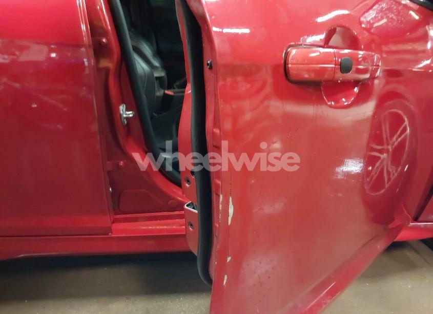 Photo 18 of 2018 Ford Focus ST (VIN 1FADP3L99JL306466)
