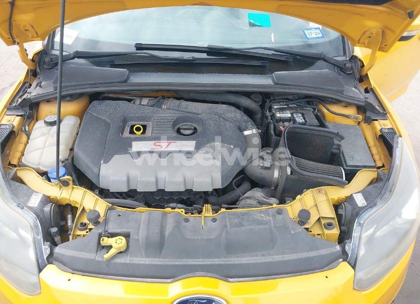 Photo 10 of 2013 Ford Focus ST (VIN 1FADP3L9XDL230941)