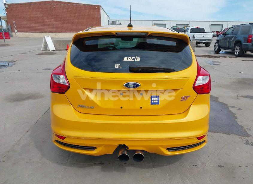 Photo 16 of 2013 Ford Focus ST (VIN 1FADP3L9XDL230941)
