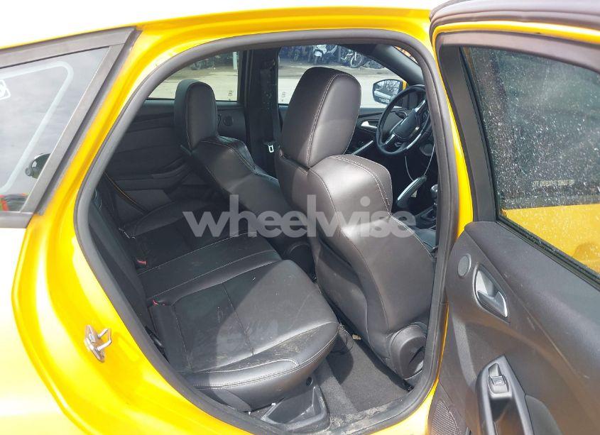 Photo 8 of 2013 Ford Focus ST (VIN 1FADP3L9XDL230941)