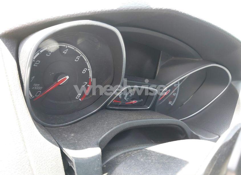 Photo 7 of 2013 Ford Focus ST (VIN 1FADP3L9XDL242927)