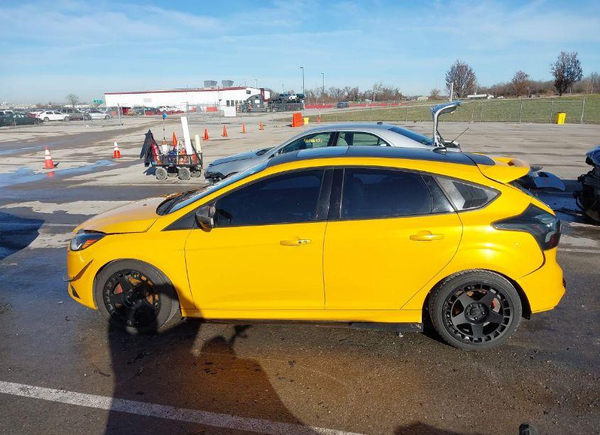 Photo 14 of 2013 Ford Focus ST (VIN 1FADP3L9XDL364655)