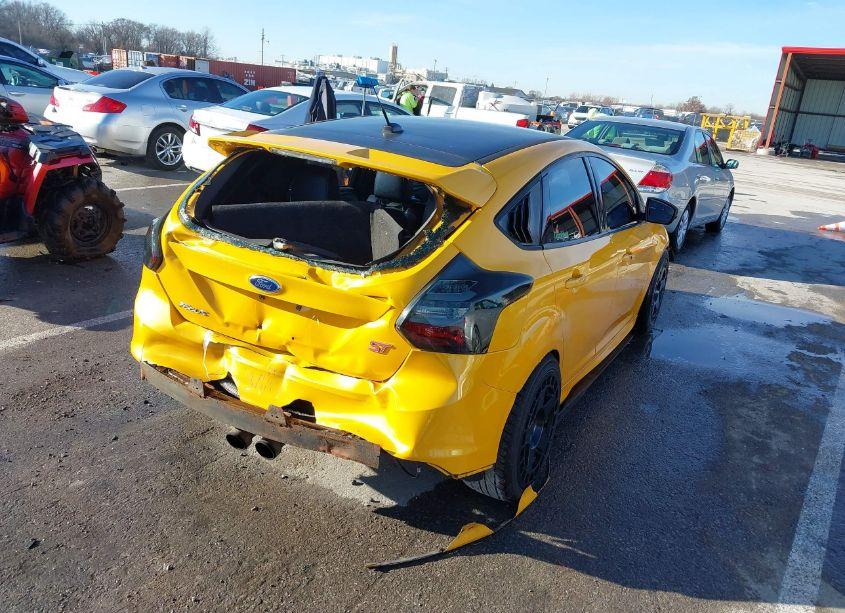 Photo 4 of 2013 Ford Focus ST (VIN 1FADP3L9XDL364655)