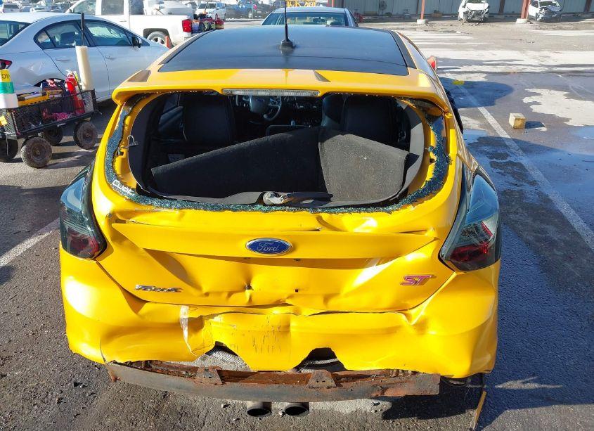 Photo 6 of 2013 Ford Focus ST (VIN 1FADP3L9XDL364655)