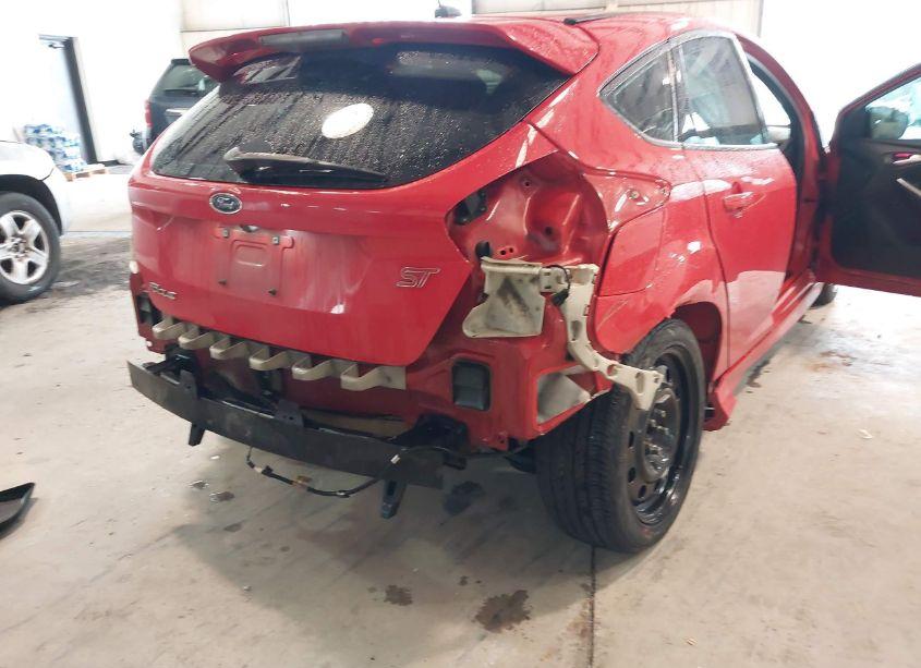 Photo 6 of 2015 Ford Focus ST (VIN 1FADP3L9XFL279608)