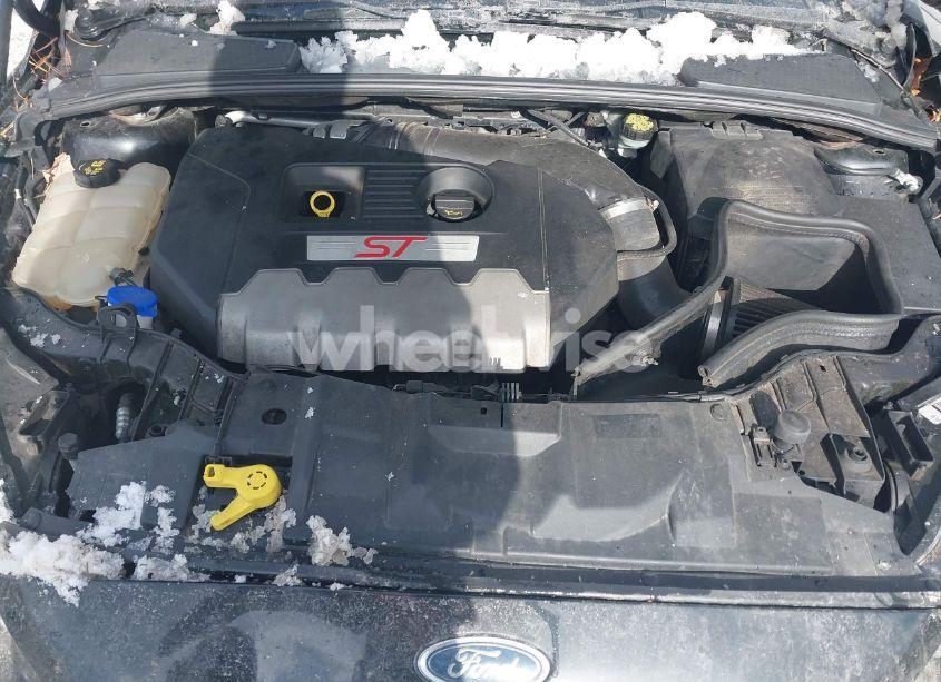 Photo 10 of 2015 Ford Focus ST (VIN 1FADP3L9XFL280578)