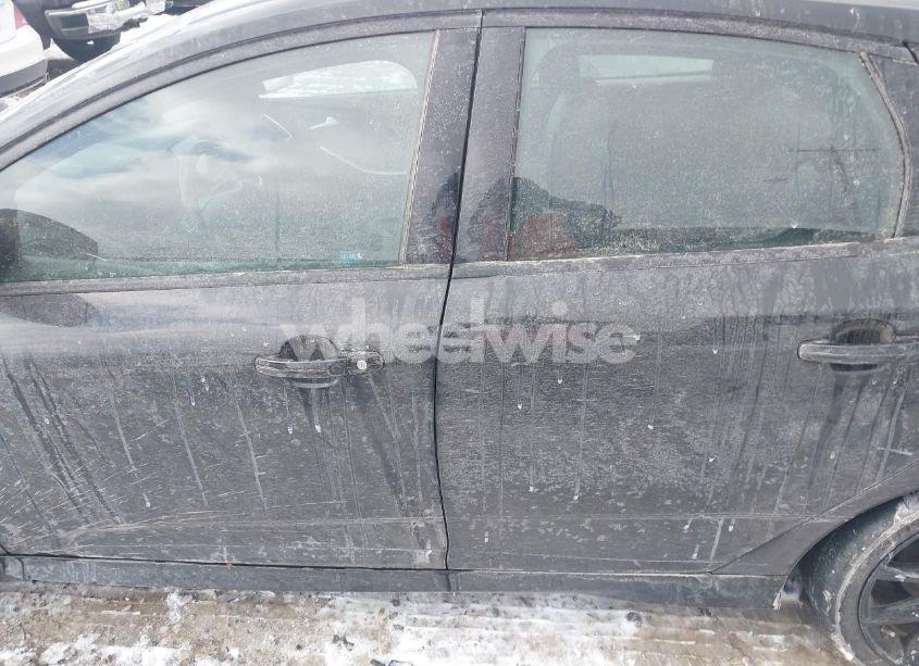 Photo 14 of 2015 Ford Focus ST (VIN 1FADP3L9XFL280578)