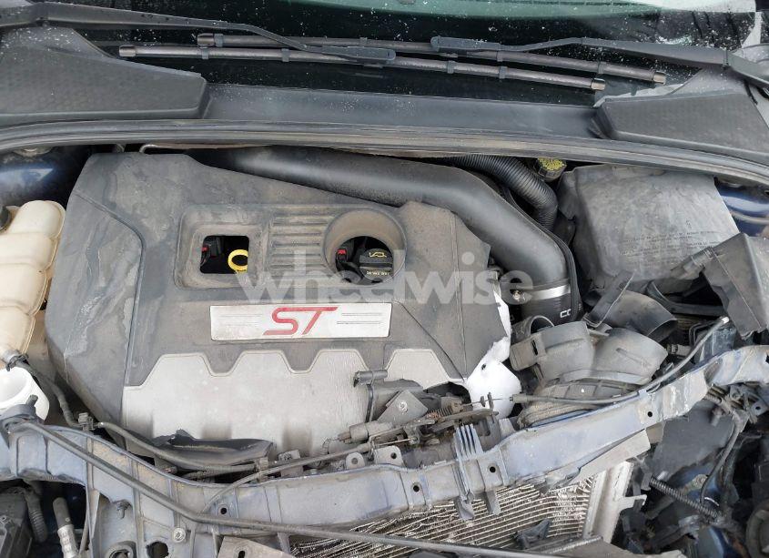 Photo 10 of 2016 Ford Focus ST (VIN 1FADP3L9XGL224674)